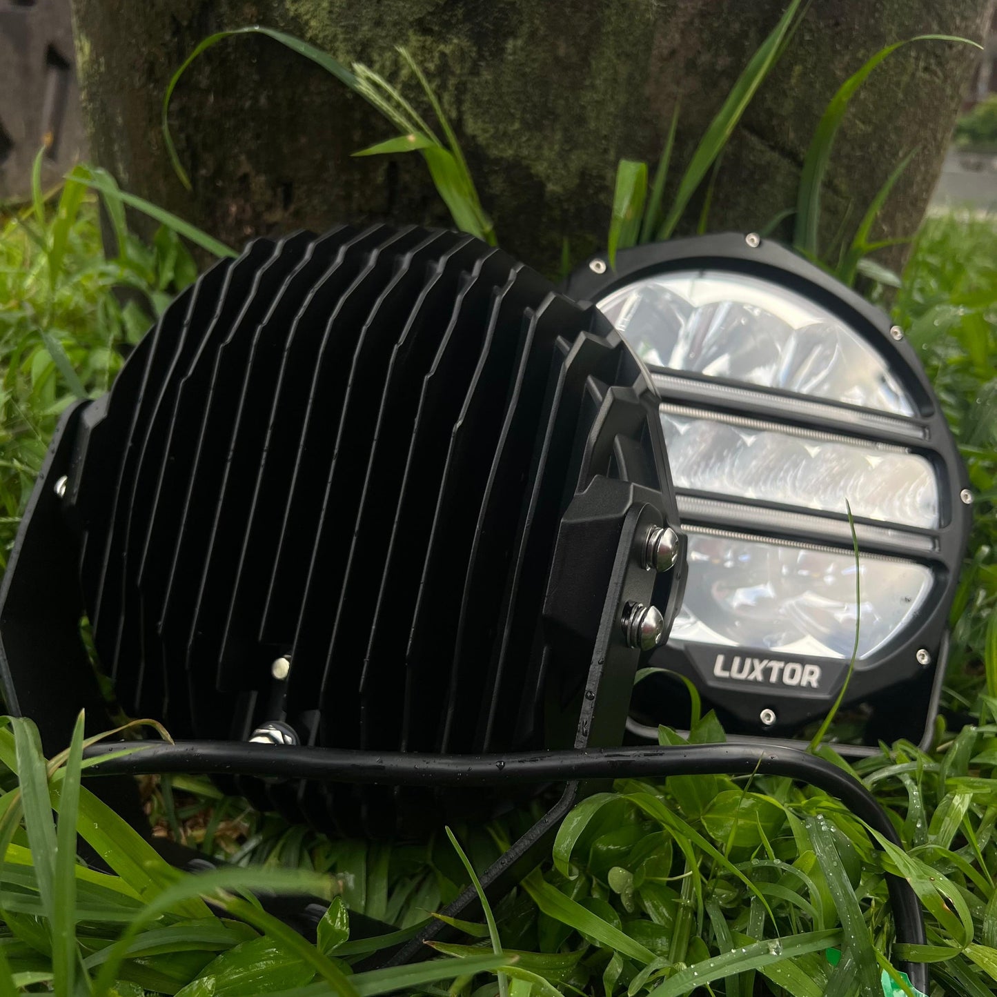 Neblinera TITAN Luxtor 9"